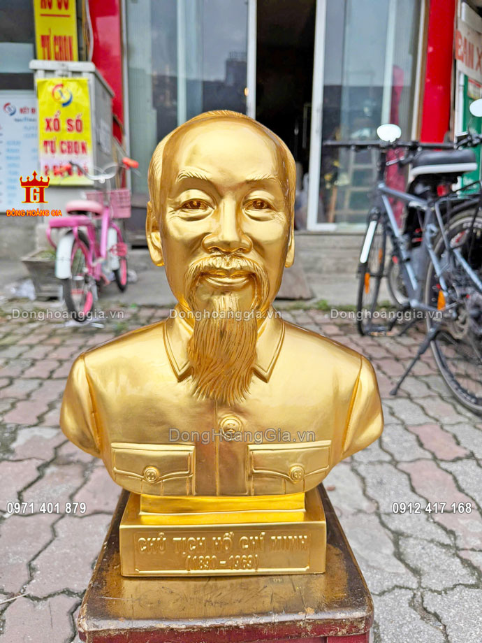 Nguyên liệu đúc tượng Bác Hồ là đồng nguyên chất loại I